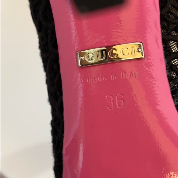 Gucci Virginia Black Lace Mary Jane Pump - Picture 8 of 16